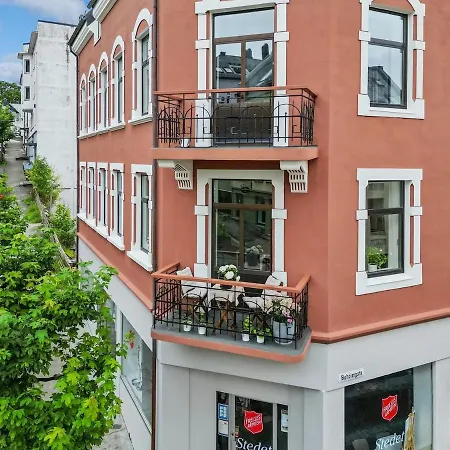 A Gem In The Heart Of Apartamento Ålesund